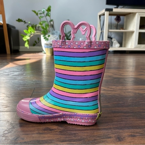 Minnie Mouse Rain Boots - Picture 10 of 13